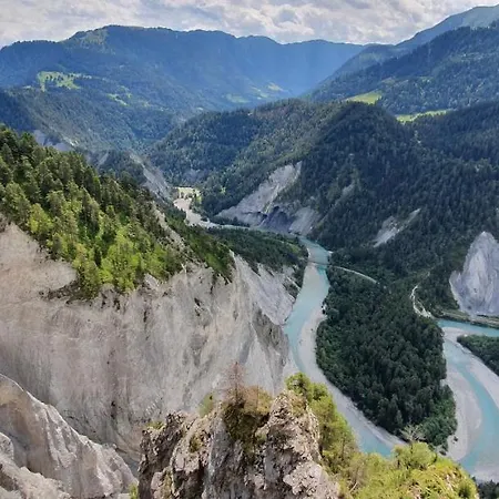 Stenna Allegra 公寓 *